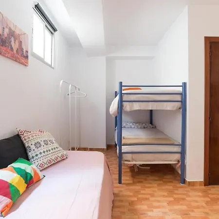 Calle Larios Parking Gratis F4 Historic Center דירה *